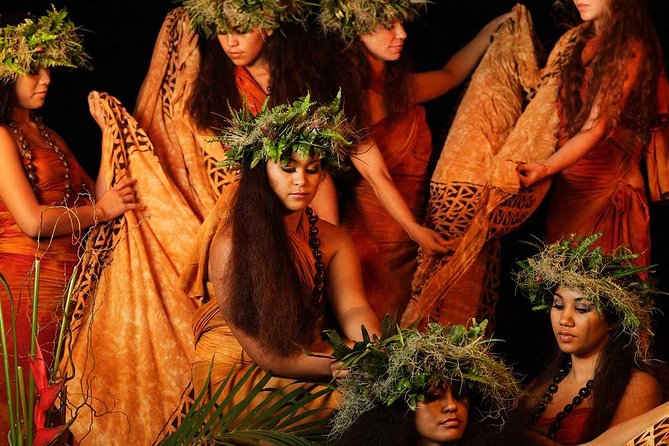 Kauai: Luau Kalamaku with Buffet Dinner and Show - The theatrical show, from Tahiti to Kauai