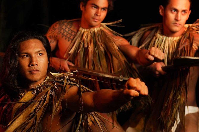 Kauai: Luau Kalamaku with Buffet Dinner and Show - Choosing standard, Silver, or Gold seating