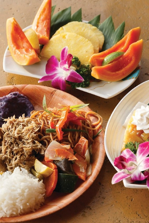 Kauai: Luau Kalamaku with Buffet Dinner & Show - How much value do you get for $179?