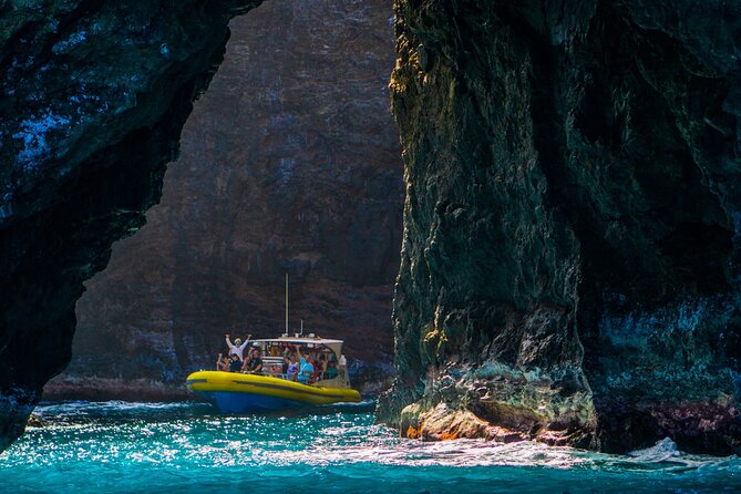 Kauai: Na Pali Coast Super Raft Snorkel Adventure - How rough is the ride?