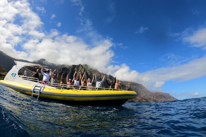 Kauai: Na Pali Coast Super Raft Snorkel Adventure - Leaving Port Allen and heading west