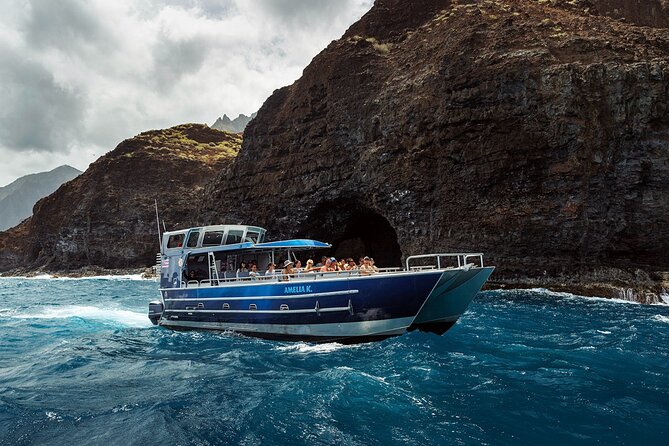 Kauai: NaPali Boat Tour on the Amelia K - Sea caves, waterfalls, and remote beaches
