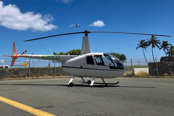 Kauai Private Doors-Off Helicopter: Ultimate Waterfalls & Canyons - Hanalei Bay, Hanalei Valley, and Namalokama Falls