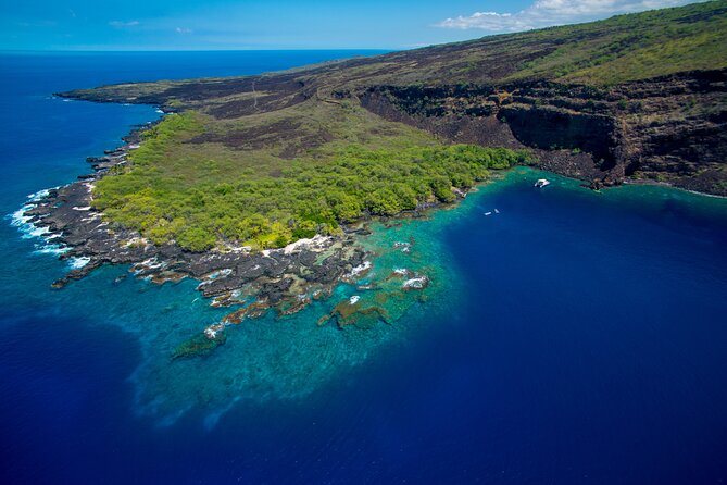 Kealakekua Bay Afternoon Snorkel: Family Fun on the Kona Coast - Entering Kealakekua Bay’s marine preserve