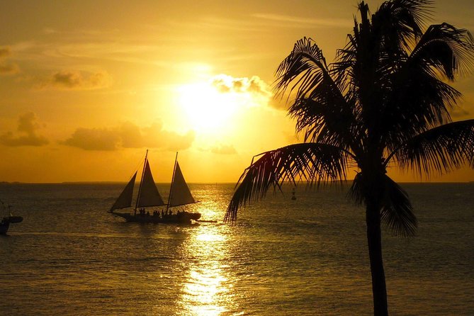 Key West Small-Group Sunset Sail with Wine and Hors d'oeuvres - What the Small Boat Format Changes