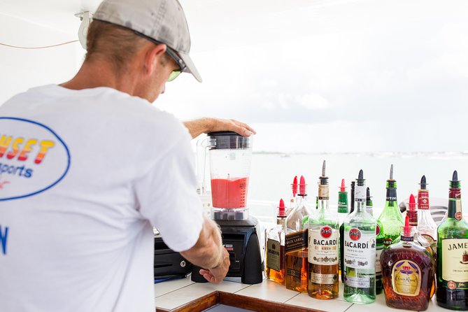 Key West Sunset Cruise: Dinner, Live Music & Drinks Included - Who will enjoy this cruise most