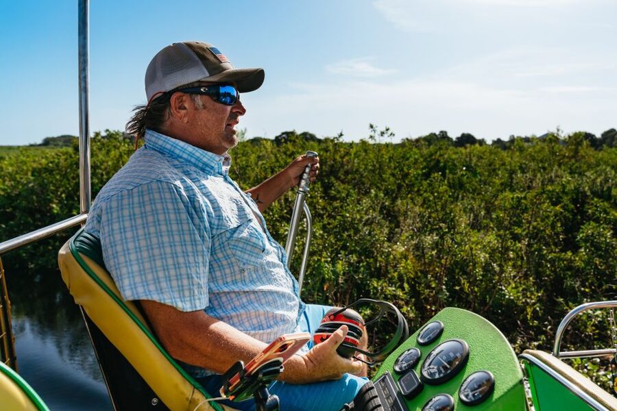 Kissimmee: Everglades Airboat Adventure Tour - Speed, comfort, and what to wear