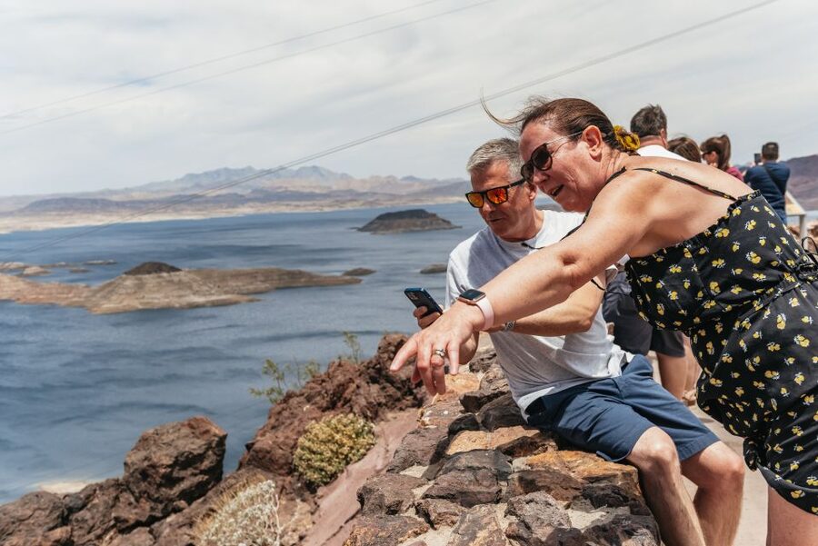 Las Vegas: 3-Hour VIP Hoover Dam Small-Group Mini Tour - Lake Mead Overlook and Boulder City