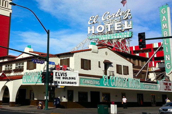 Las Vegas Downtown & Fremont Street - Guided Walking Tour - The Golden Gate and the oldest downtown stories