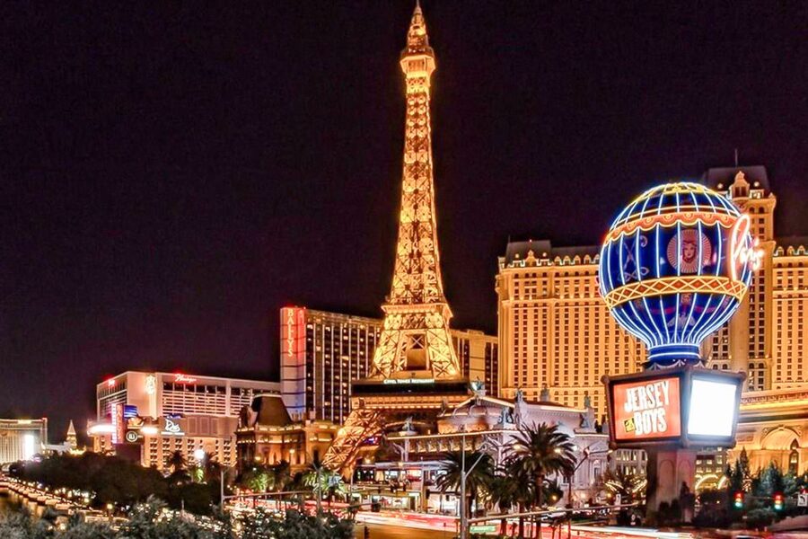 Las Vegas: Eiffel Tower Viewing Deck Entrance Ticket - Key points at a glance