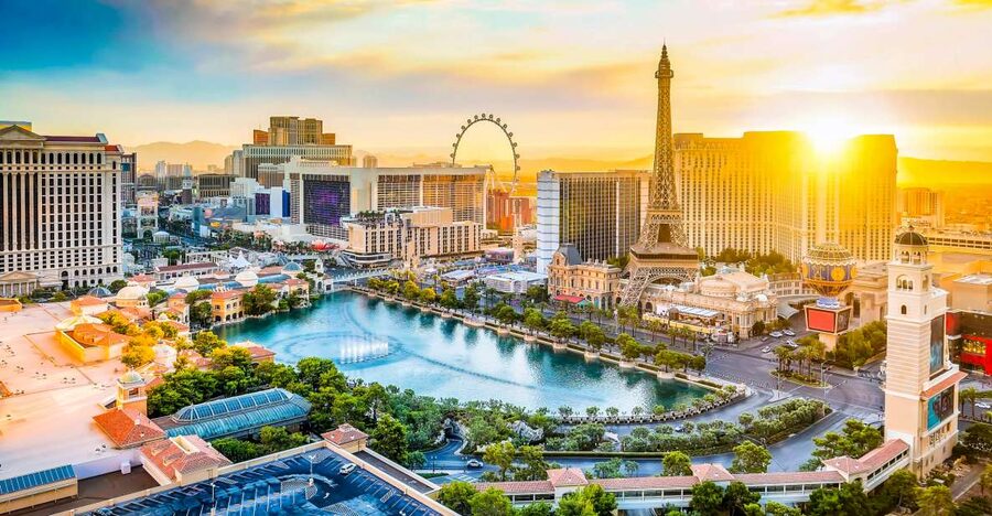 Las Vegas: Eiffel Tower Viewing Deck Entrance Ticket - Arriving at Paris Las Vegas