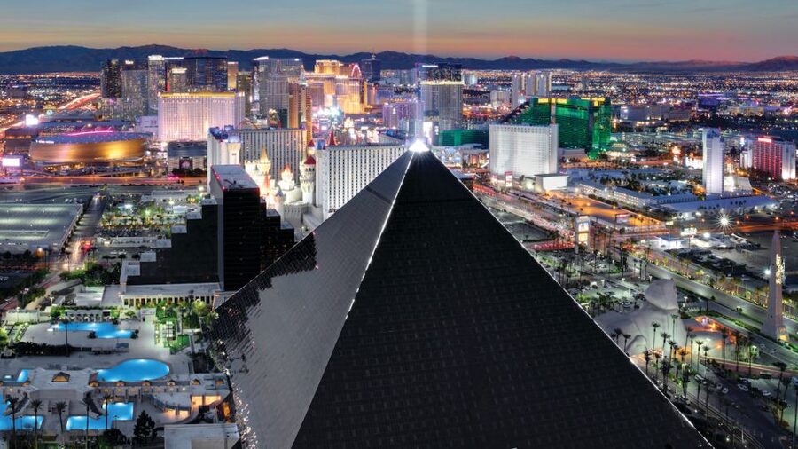 Las Vegas: Fantasy Burlesque Show at Luxor Hotel & Casino - Key details at a glance