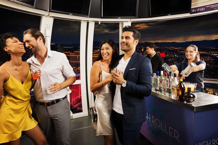 Las Vegas: High Roller Entry Ticket with In-Cabin Open Bar - What happens inside the Happy Half Hour cabin