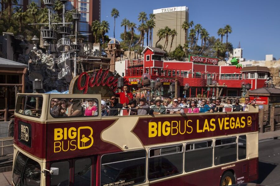 Las Vegas: Hop-on Hop-off Sightseeing Tour by Open-Top Bus - The STRAT and northern Las Vegas Boulevard