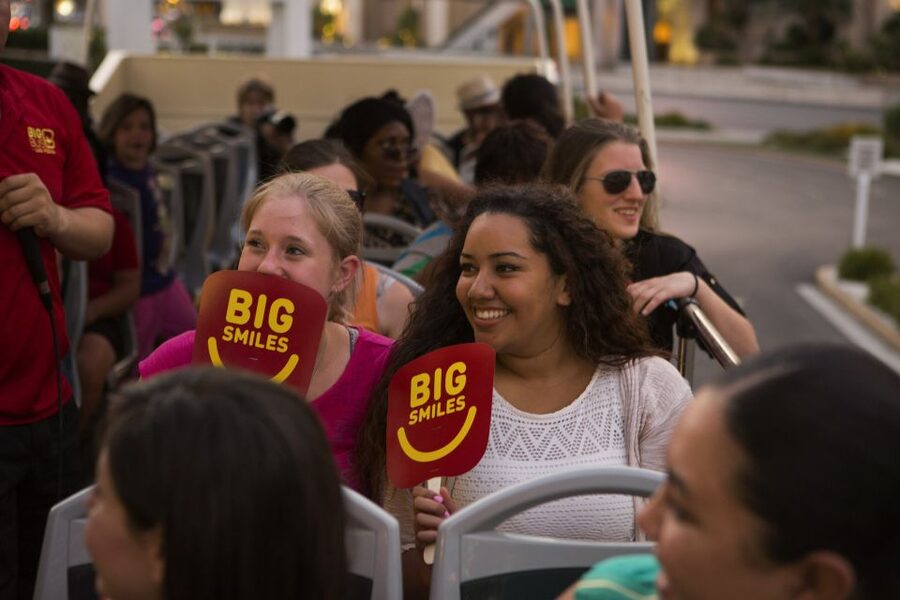 Las Vegas: Hop-on Hop-off Sightseeing Tour by Open-Top Bus - Fremont Street after dark
