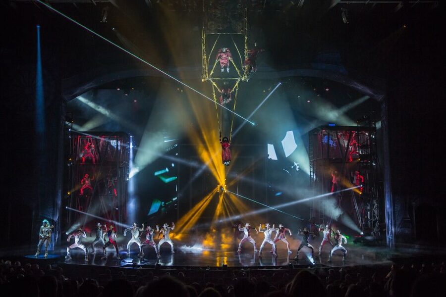 Las Vegas: Michael Jackson ONE by Cirque du Soleil Ticket - Michael Jackson’s music takes center stage