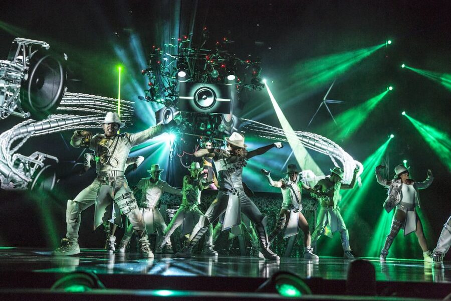 Las Vegas: Michael Jackson ONE by Cirque du Soleil Ticket - Acrobatics shaped by Jackson’s energy