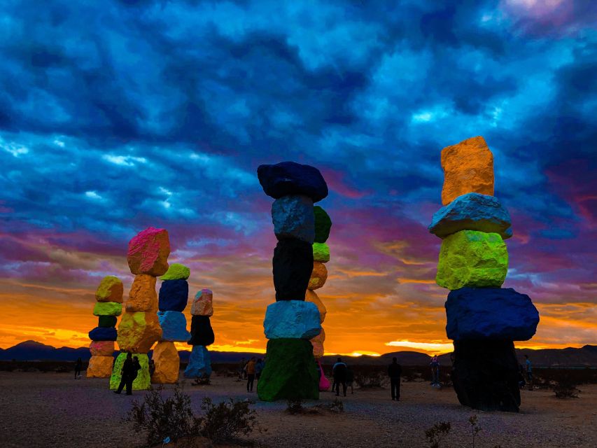 Las Vegas: Mojave Desert, 7 Magic Mountains, Vegas Sign Tour - Key points to know before you book