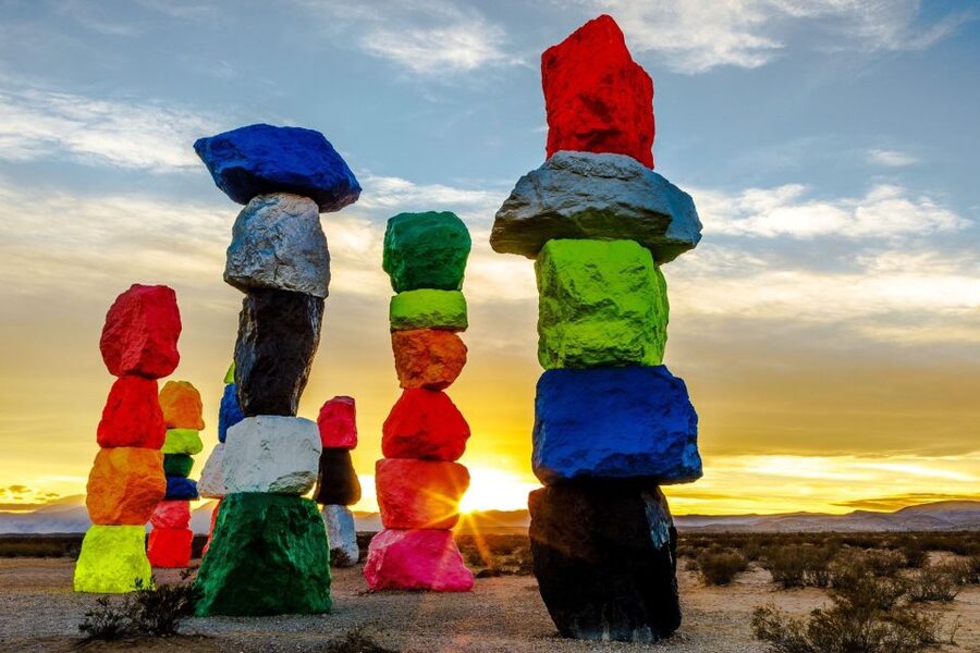 Las Vegas: Mojave Desert, 7 Magic Mountains, Vegas Sign Tour - From your hotel to the Mojave Desert