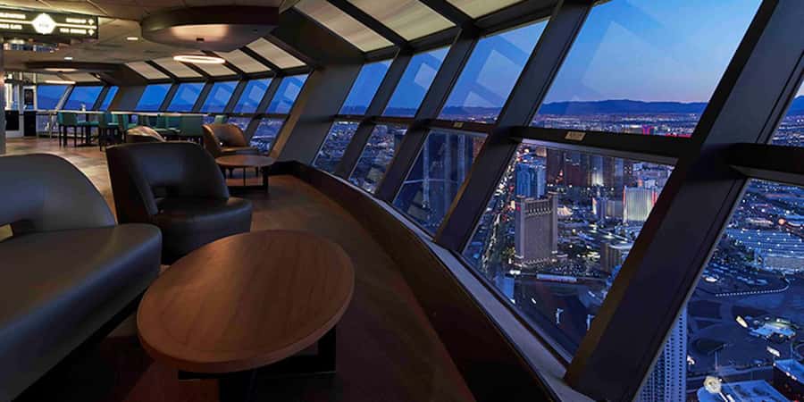Las Vegas: STRAT Tower Observation Deck Ticket - The elevator ride and entry process