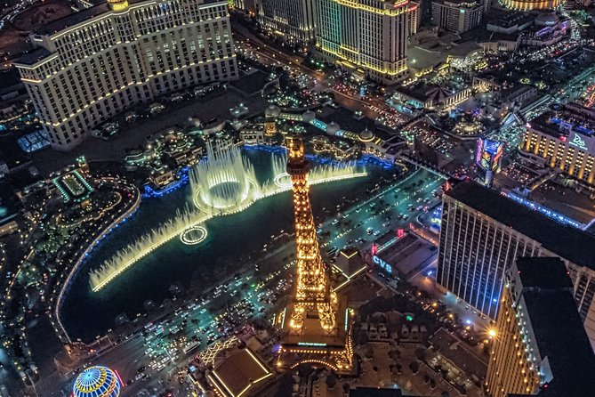 Las Vegas Strip Helicopter Night Flight - Who will get the most from this flight?