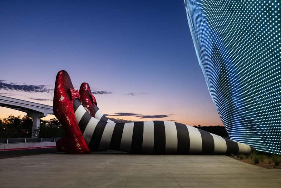 Las Vegas: The Sphere Experience — The Wizard of Oz - What the Sphere version of Oz actually is