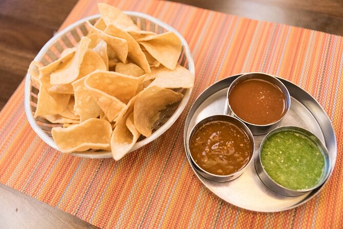 Las Vegas: The Strip's Celebrity Chefs Tour or Downtown Food Tour - Walking through Las Vegas without burning out