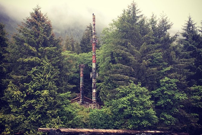 Lighthouse, Totems & Eagles Excursion (Ketchikan) - Watching for eagles, seals, otters, and whales