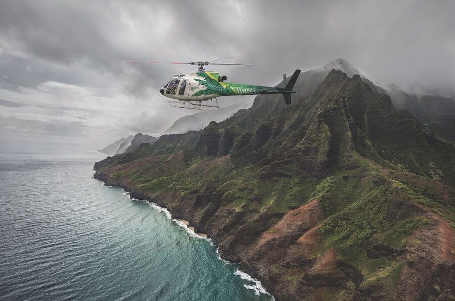Lihue: Deluxe Waterfall Safari Helicopter Tour - Practical booking advice for a better flight