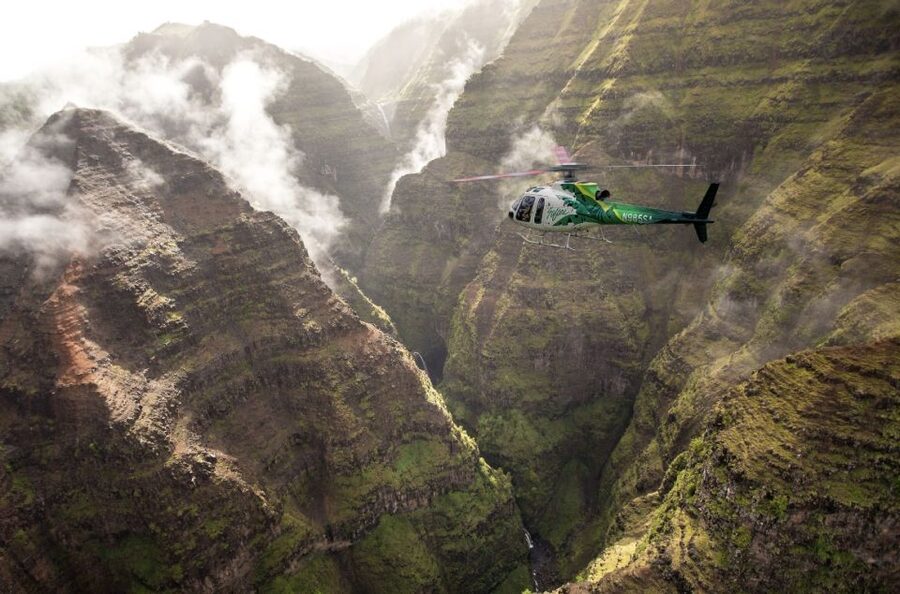 Lihue: Deluxe Waterfall Safari Helicopter Tour - What the flight feels like inside