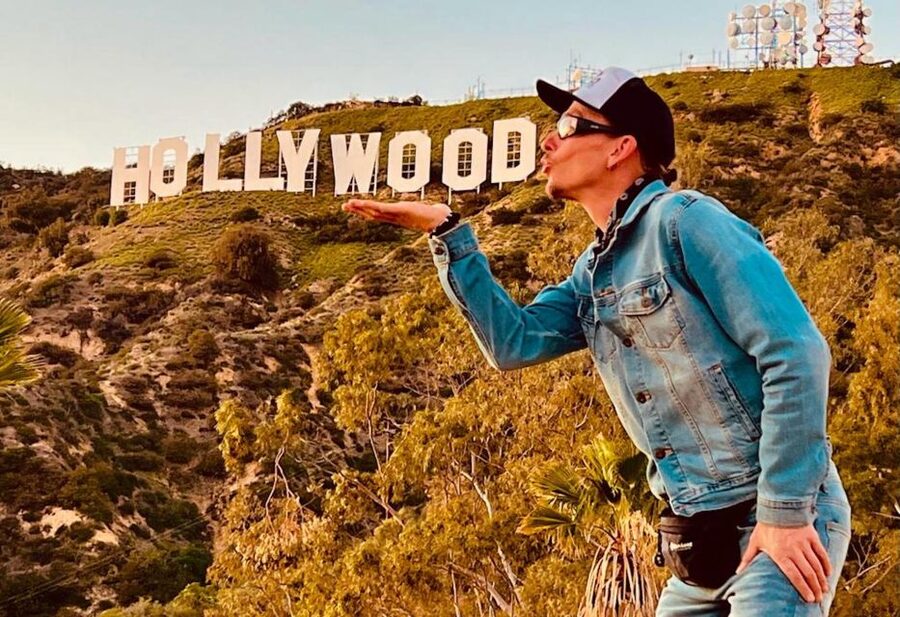 Los Angeles: Front & Back of Hollywood Sign Hike Guided Tour - What $34 gets you