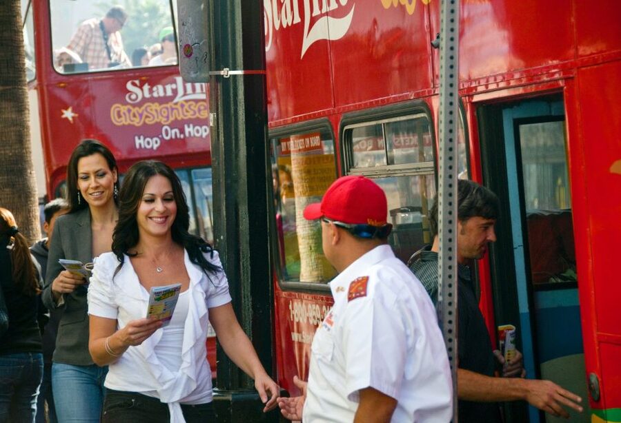 Los Angeles: Hop-On Hop-Off Bus Tour with Audio Guide - Downtown LA Purple Route: museums, markets, and city contrasts