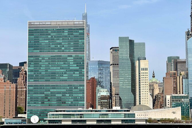 Manhattan Architecture Yacht Cruise - The Woolworth Building and the older city along the shore