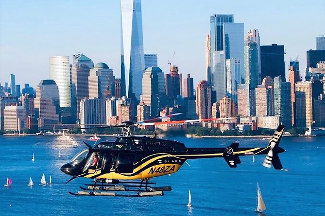 Manhattan Sky Tour: New York Helicopter Flight - Ellis Island and the return south