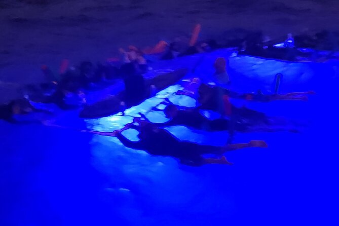 Manta Ray Night Snorkel in Kona - Gear, warmth, and the return to shore