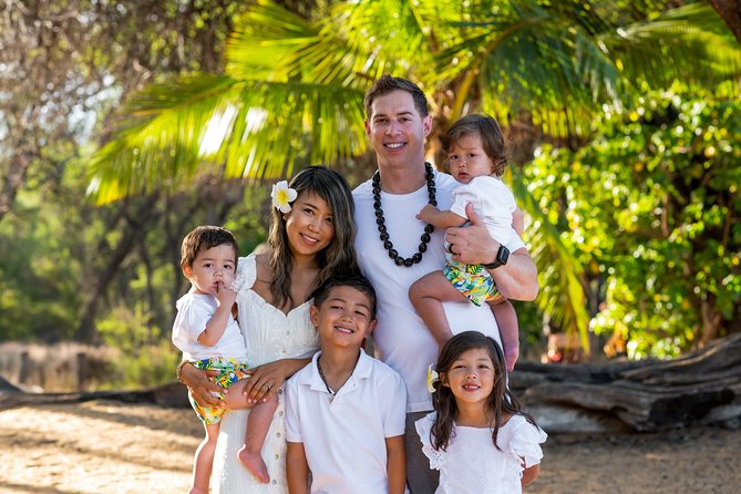 Maui Family and Couple Beach Photo Session - Viewing 200 to 250 portraits after the session