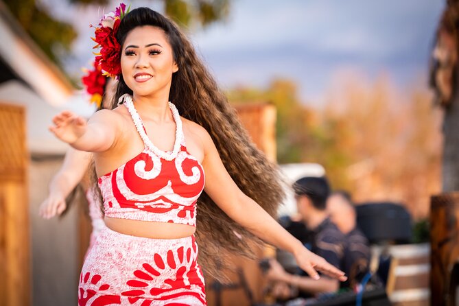 Maui Luau: Gilligans' Island Luau in Kihei - The Samoan fire dance is the evenings climax