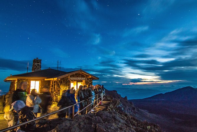 Maui: Majestic Haleakala Sunrise Tour with Pick-up - The 2 a.m. pickup and ride uphill