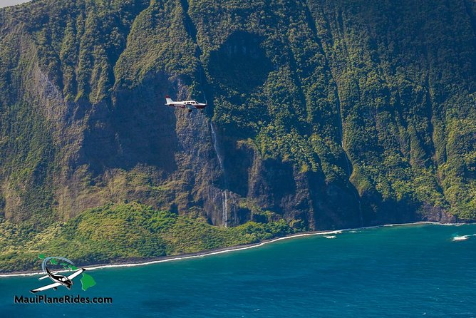 Maui -PRIVATE- Air Tour: 5 Islands: (2-5 people): SEE Even MORE! - Nakalele Blowhole and Honolua Bay from above