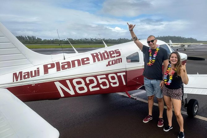 Maui -PRIVATE- Air Tour: 5 Islands: (2-5 people): SEE Even MORE! - Wailea resorts and the central Valley of Maui