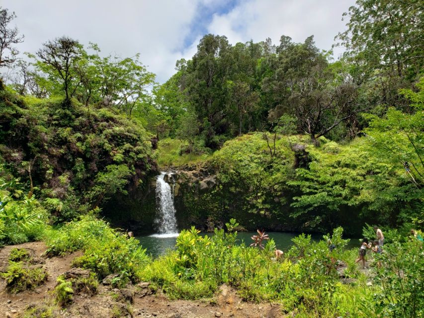 Maui: Road to Hana Adventure with Breakfast & Lunch - Key points to know before booking