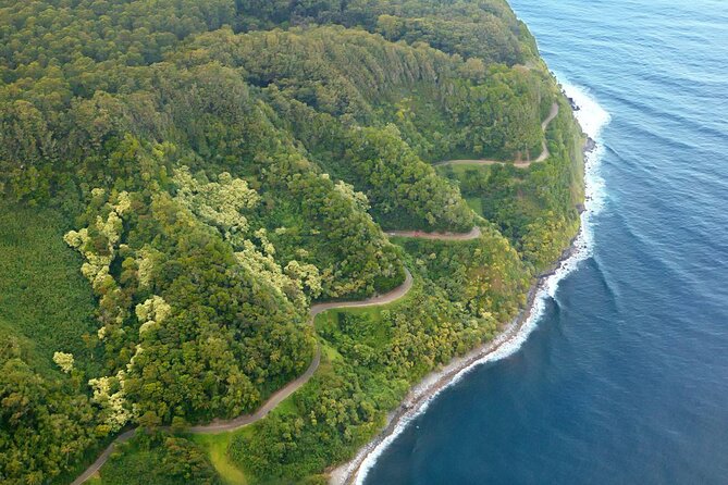 Maui: Road to Hana Adventure with Farm to Table Lunch - Key points at a glance