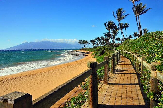 Maui: Te Au Moana Luau at The Wailea Beach Marriott Resort - The dinner is generous, but expectations should be realistic