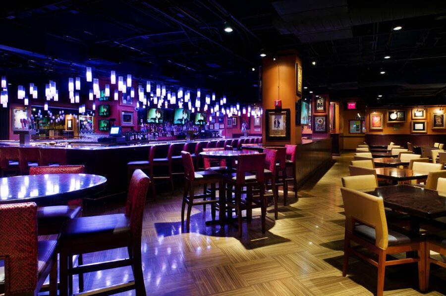 Meal at Hard Rock Cafe New York Times Square - The food: burgers, salads, desserts, and drinks