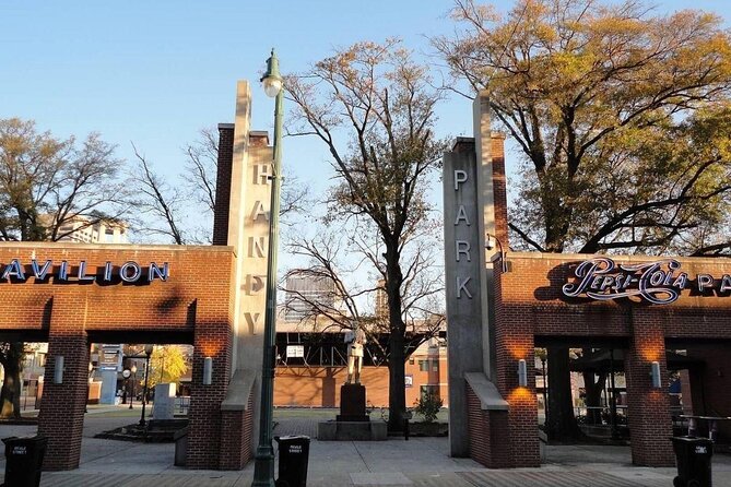 Memphis Discovery Tour with Riverboat Cruise on Mississippi River - Victorian Village reveals the city’s wealthy past
