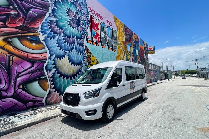 Miami All-In-One: City Sightseeing & water taxi experience - A fast introduction to Miami’s many personalities