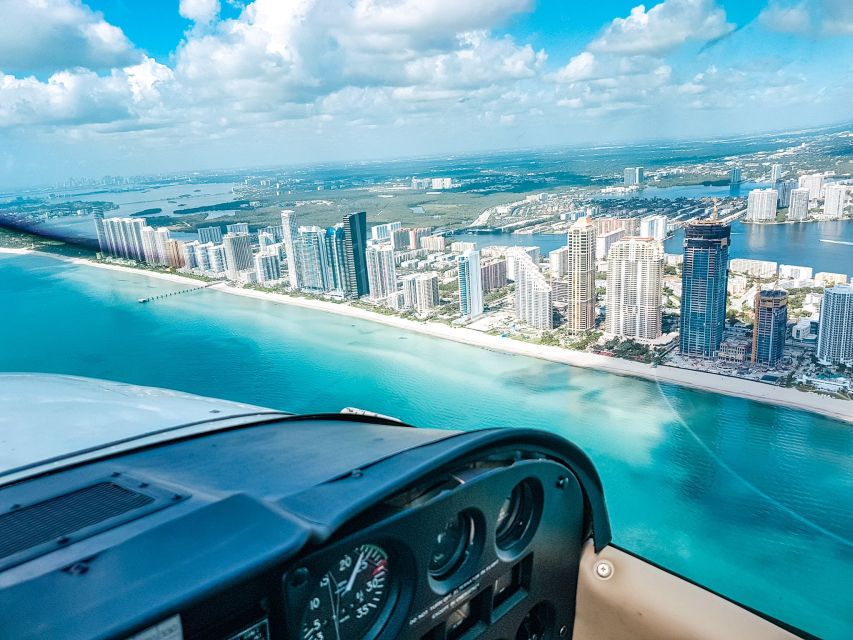Miami Beach: South Beach Private Airplane Tour with Drinks - Quick takeaways from the cockpit