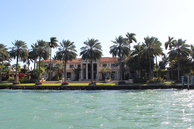 Miami Boat Tour of Celebrity Homes - Movie locations and music keep the commentary lively