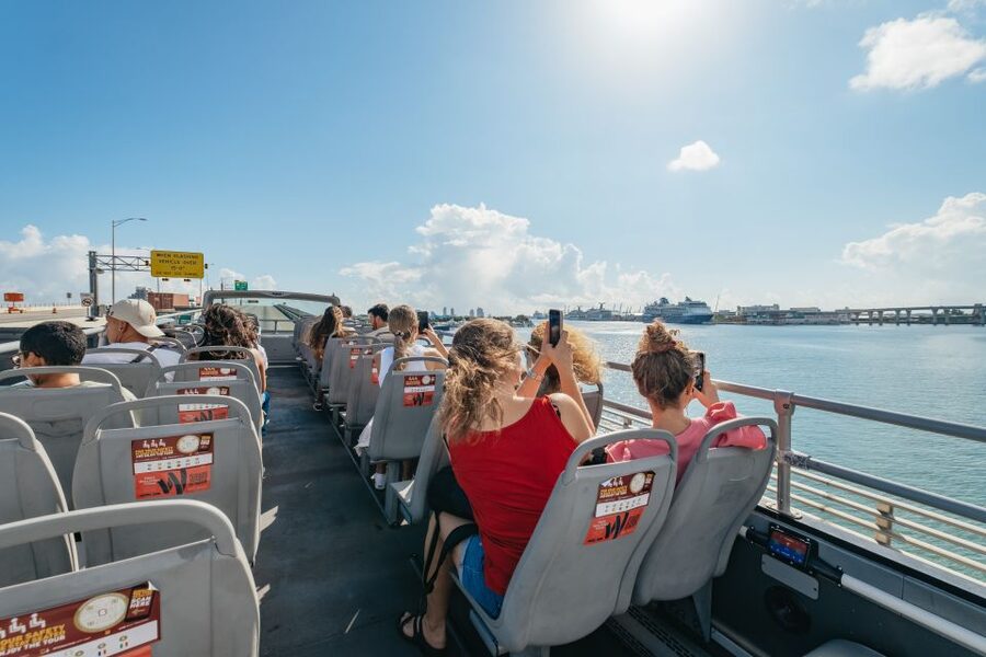 Miami: Half-Day Open-Top Bus Tour Plus Biscayne Bay Cruise - Downtown and Bayside connect the city to the water