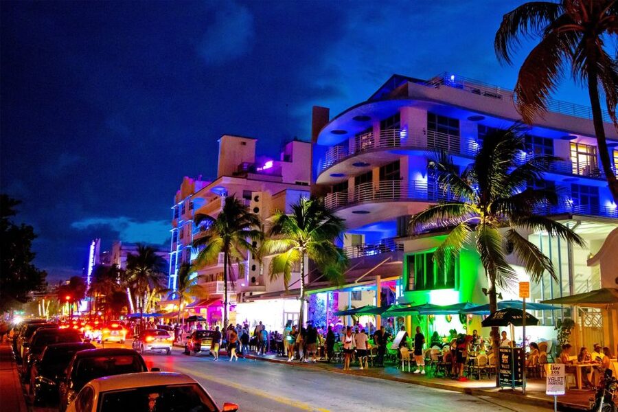 Miami: Open-top Bus Sightseeing Night Tour with Live Guide - The open-top bus: best seats and real drawbacks